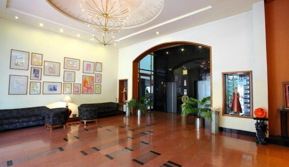 Hotel Paras Mahal